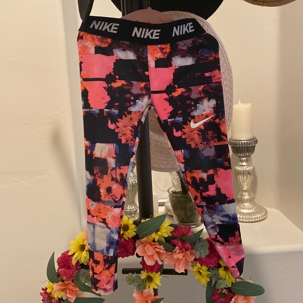Nike dri-fit pants 3-4yrs